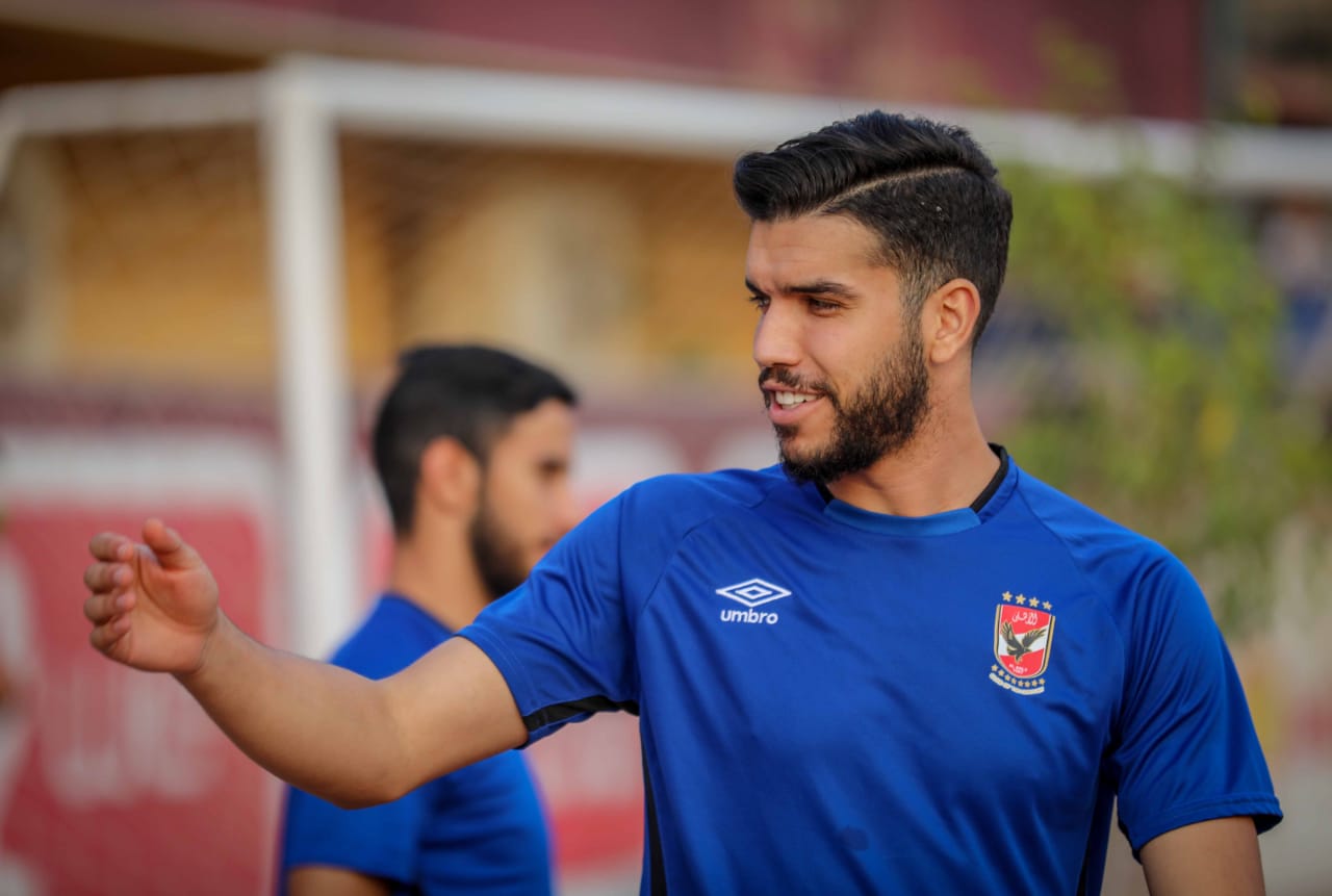 الشباب السعودي يرصد 3 ملايين دولار للتعاقد مع أزارو 7 الشباب السعودي يرصد 3 ملايين دولار للتعاقد مع أزارو