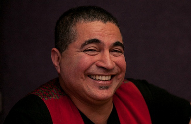 التشكيلي ماحي بينبين يفوز بجائزة البحر الأبيض المتوسط