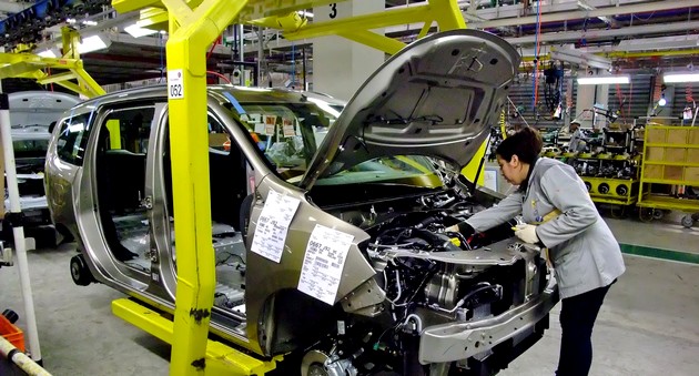 “رونو طنجة” يوقف نشاطه بشكل مؤقت