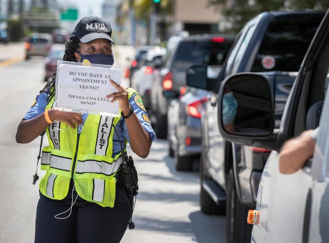 حالات الإصابة بكورونا في العالم تتجاوز 21 مليون