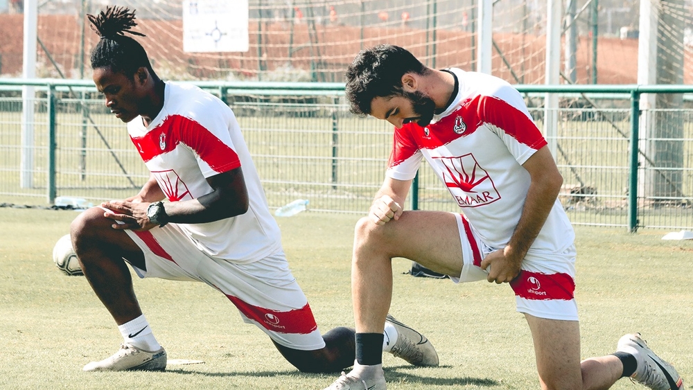 كوفيد -19 .. إصابة 13 فردا من مكونات نادي الفتح الرياضي