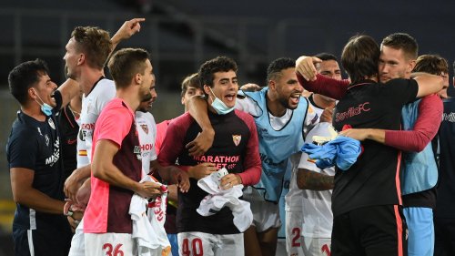 اشبيلية يتأهل إلى نهائي الدوري الأوروبي