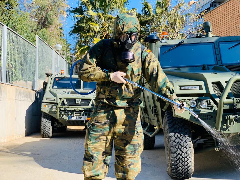 الجيش الإسباني يأمر جنوده بإنهاء إجازاتهم قبل شتنبر