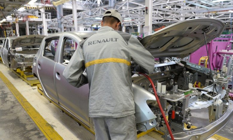 رونو تصنع الجيل الثالث من “داسيا” بطنجة