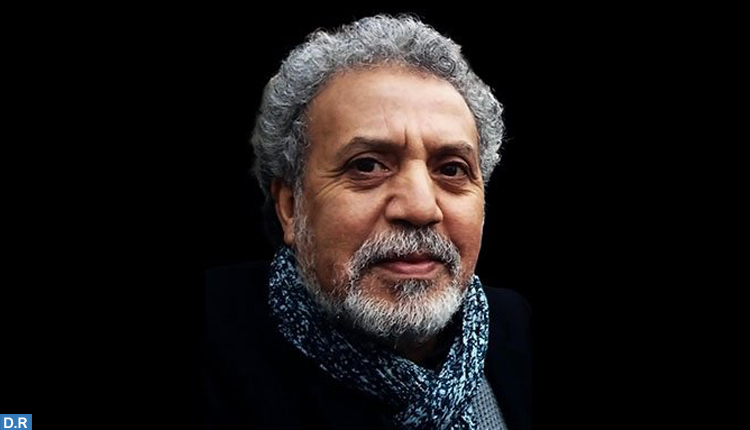 عبد الخالق بلفقيه يعرض قلبه الأبيض!