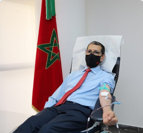 العثماني يتبرع بدمه