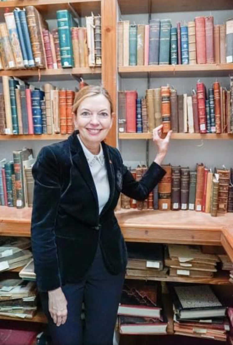 شخصية من الخارجية الأمريكية في زيارة بطنجة