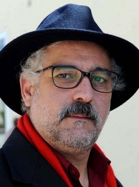 محمد الشوبي: أنا فقط ” مجنون” و الحكومة ” المسكينة” لا تستحق العتاب