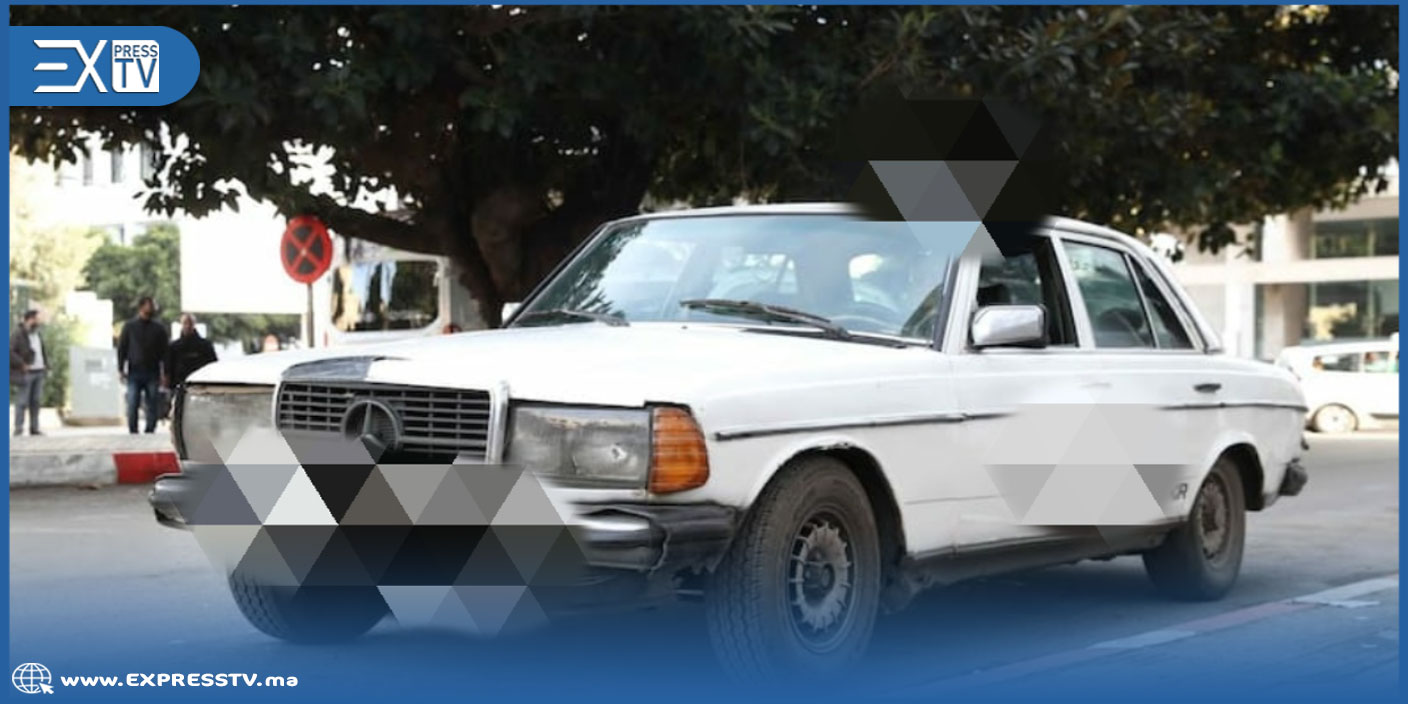 سائق سيارة أجرة يعتدي على زميل صِحفي