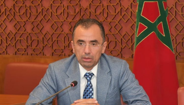 الدراق يسائل وزير الصحة حول ظاهرة هجرة الأطباء المغاربة إلى الخارج