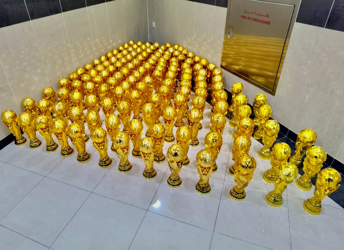 ضبط 144 كأسا مقلدة لجائزة كأس العالم "فيفا 2022" 7 ضبط 144 كأسا مقلدة لجائزة كأس العالم “فيفا 2022”