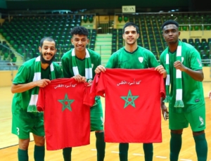 أبناء مراكش يرفعون شعار المملكة المغربية بالسعودية بعد فوز فريق السر بكأس الإتحاد السعودي لكرة القدم داخل القاعة 4 18733BDA 8DB5 4CE3 B335 46E2AB1B7365