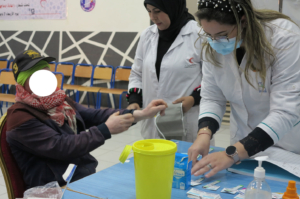 سجناء سابقون و ذويهم يستفيدون من قافلة طبية متعددة التخصصات بإقليم سيدي قاسم 6 5