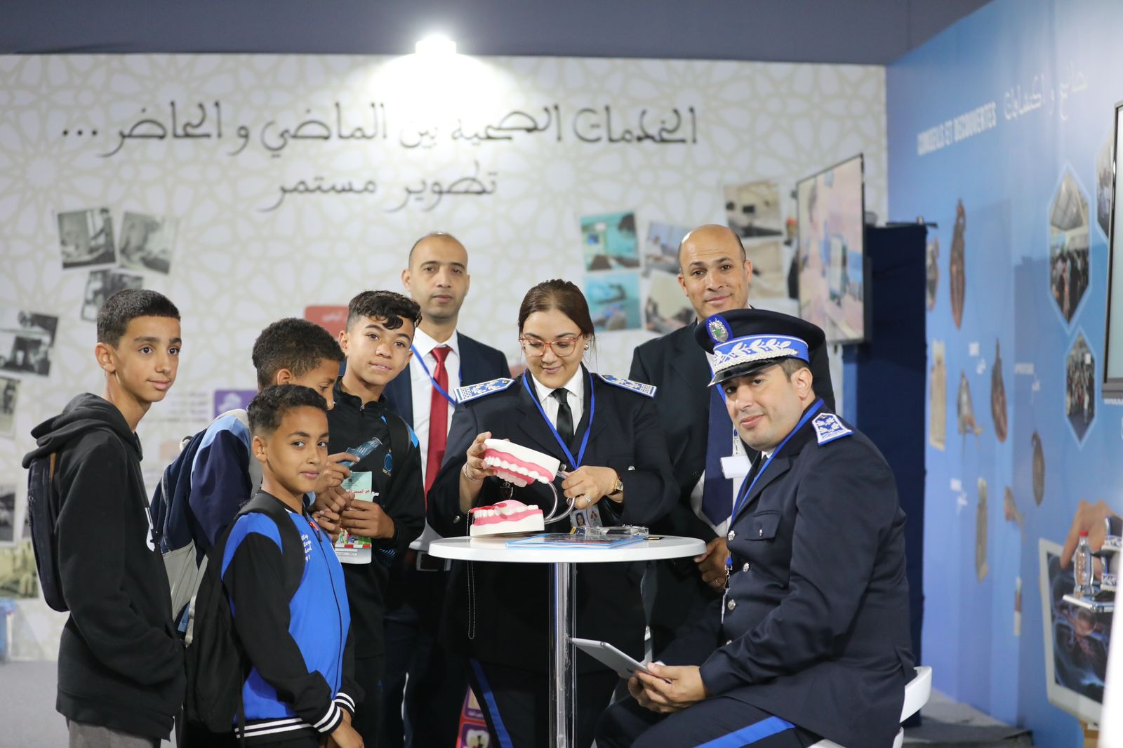 رقم قياسي للزوار في اليوم الأول للأبواب المفتوحة للأمن الوطني 7 رقم قياسي للزوار في اليوم الأول للأبواب المفتوحة للأمن الوطني