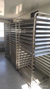 ✍️✍️✍️المديرية العامة للأمن الوطني توفد مخبزتين متنقلتين إلى منطقة تحناوت بضواحي مراكش 5 IMG 20230913 WA0118