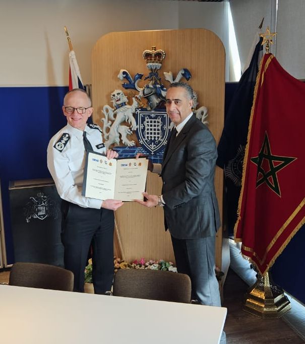 تعزيز التعاون الأمني بين المغرب والمملكة المتحدة: زيارة رسمية لقطبي الأمن والمراقبة لتعزيز التعاون في مكافحة الإرهاب والجريمة المنظمة 3 IMG 20240307 WA0074