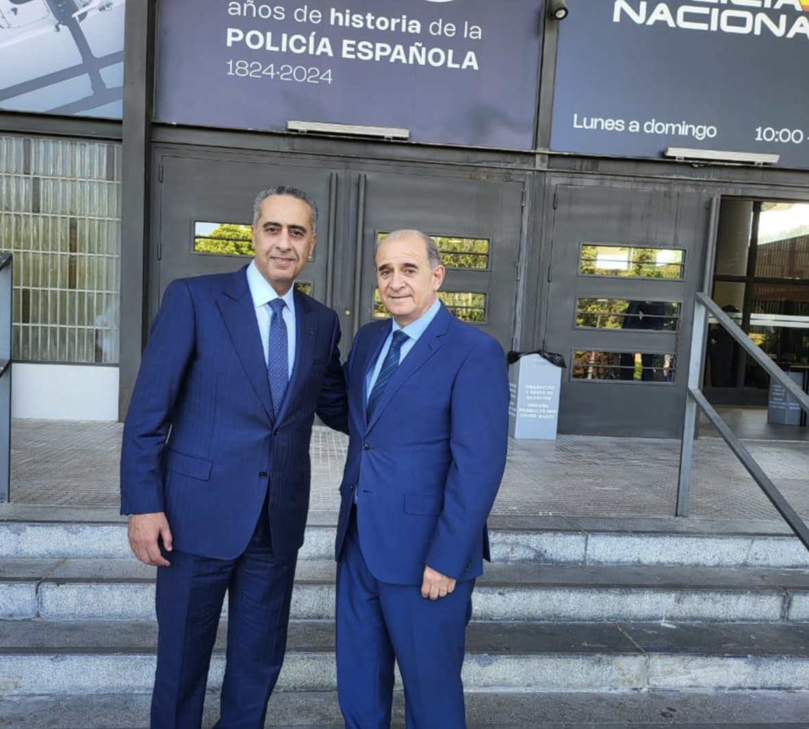 C8D4CB72 3BB6 4810 B94C C098CEF5EE39