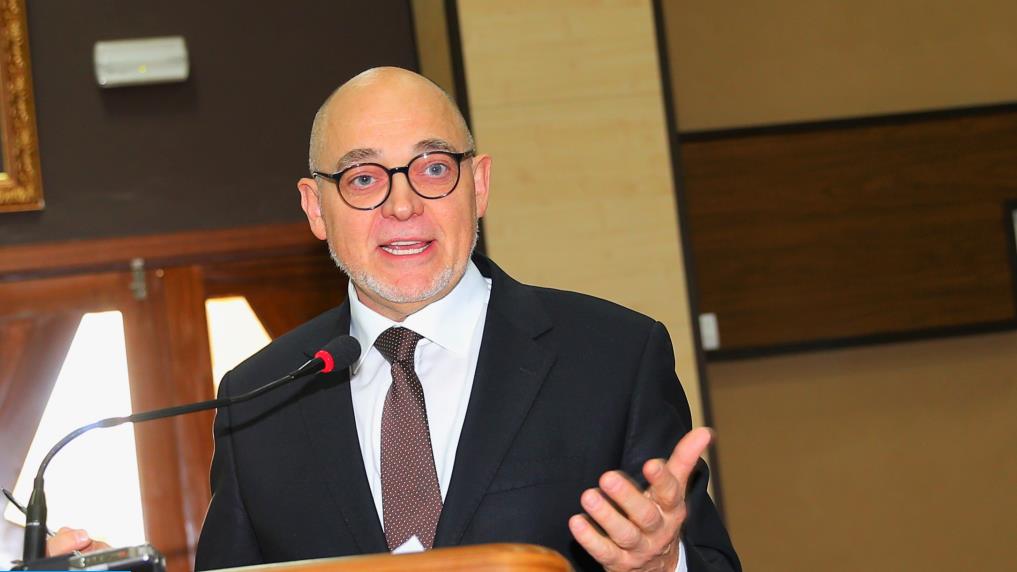 الخبير الفرنسي-السويسري، جان ماري هيدت،