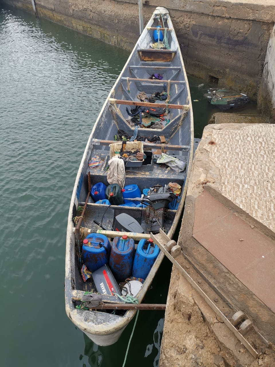الداخلة .. البحرية الملكية تقدم المساعدة لـ68 مرشحا للهجرة غير النظامية من إفريقيا جنوب الصحراء 2 455075930 122162072798116875 5462823611186581849 n