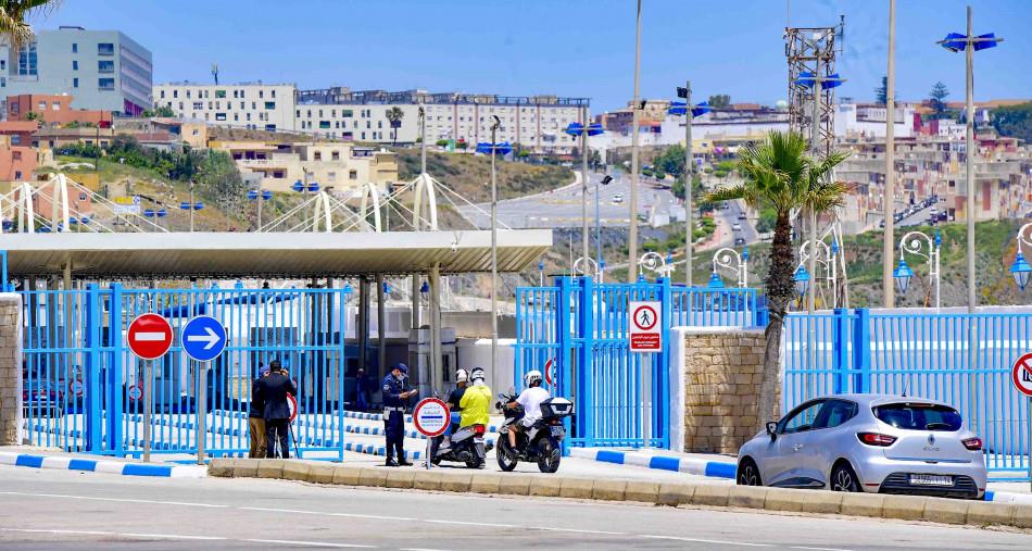 حجز 22 كيلوغراما من مخدر الشيرا بمعبر باب سبتة