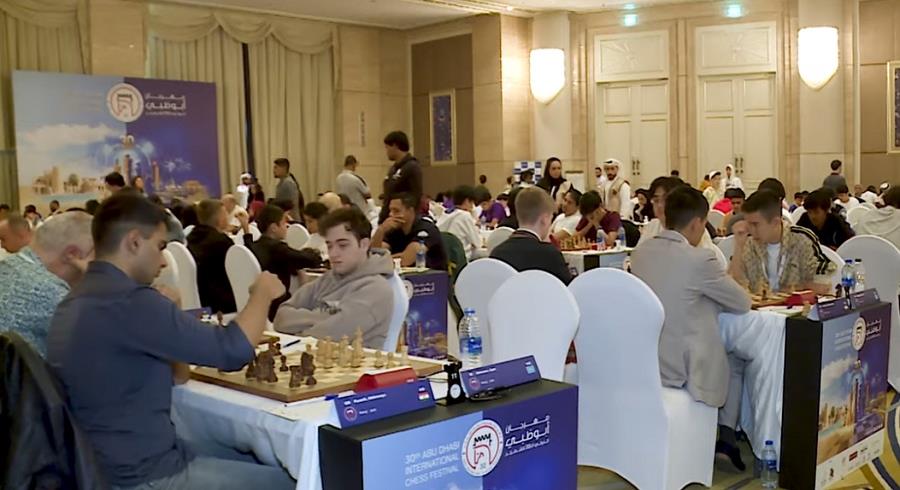 مهرجان أبوظبي الدولي للشطرنج.. ميدالية برونزية للمغرب في “مسابقة العائلات”