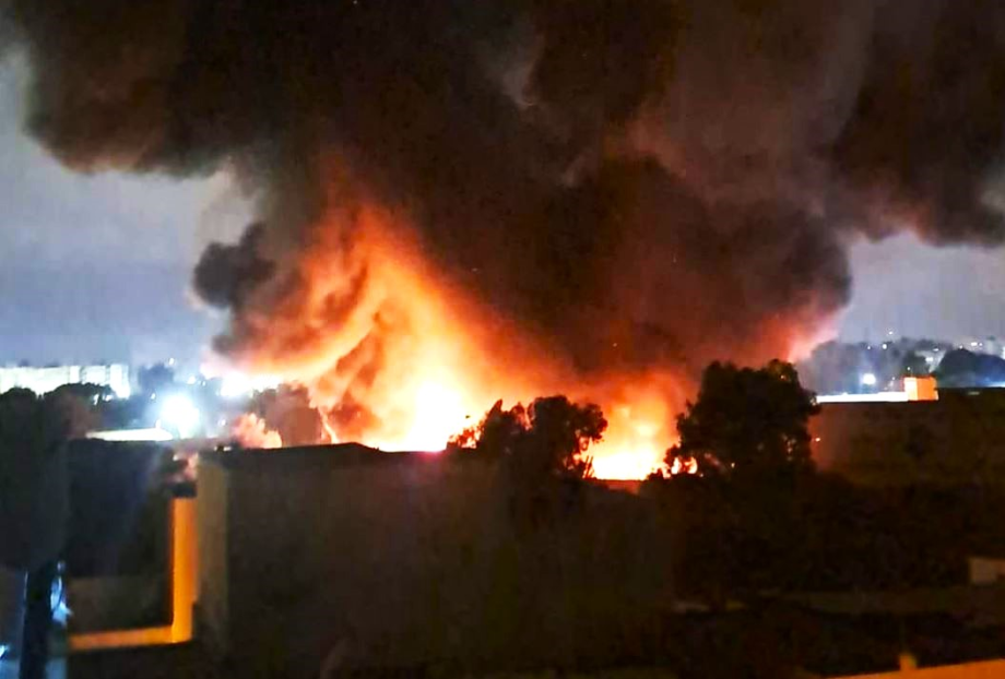 القنيطرة.. اندلاع حريق بـ “جوطية ابن عباد” يخلف خسائر مادية