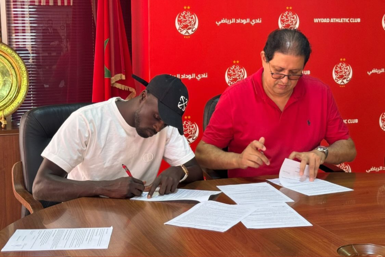 الوداد يتعاقد مع مباي نيانغ 1 IMG 4687