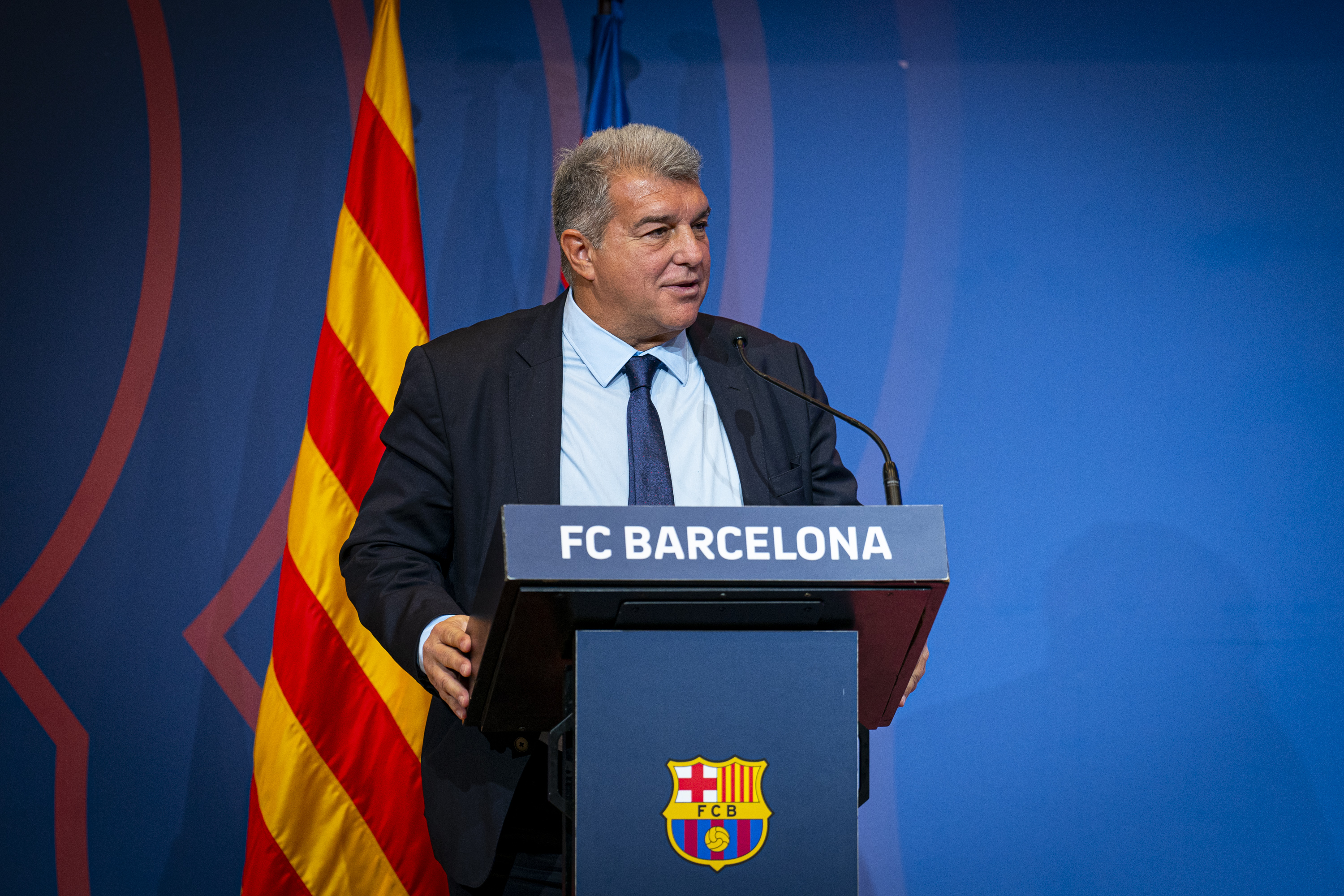 برشلونة
