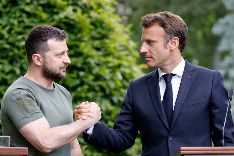 macron ukraine