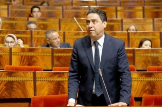 Omar Hjira seance consacrre aux questions orales3
