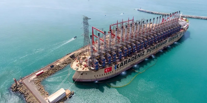 سفن لتوليد الكهرباء