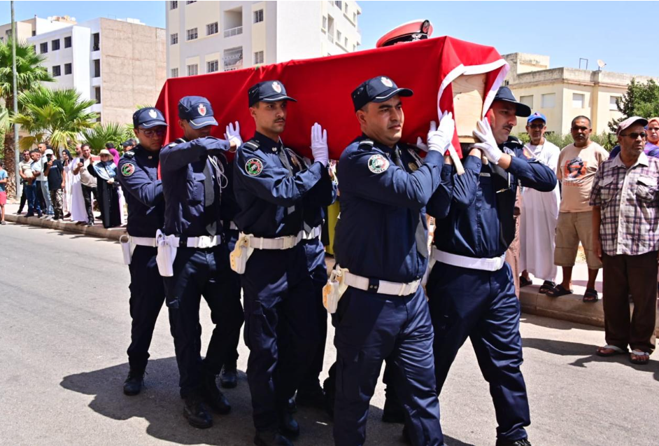 فاس.. تشييع جثمان العميد الممتاز نور الدين صياد ضحية اعتداء إيموزار 7 فاس.. تشييع جثمان العميد الممتاز نور الدين صياد ضحية اعتداء إيموزار