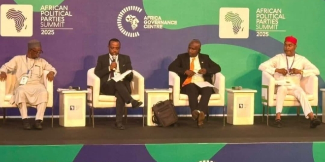 e6f4f3a3 8708 44d6 9f66 1aee07534cc4