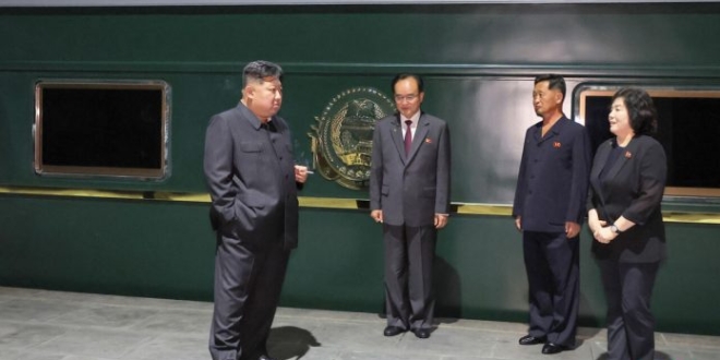 000 734C6CQ 696x392 1