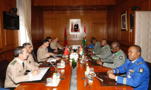 بتعليمات ملكية.. المفتش العام للقوات المسلحة الملكية يستقبل رئيس أركان جيوش النيجر 3 Capture decran 2025 09 23 144255