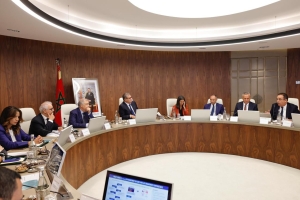 رئيس الحكومة يترأس اجتماع لجنة القيادة لمتابعة "عرض المغرب" في الهيدروجين الأخضر 3 WhatsApp Image 2025 09 17 at 17.13.44