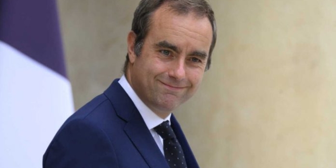 en direct nouveau premier ministre sebastien lecornu nomme a matignon pour eviter la crise 696x392 2