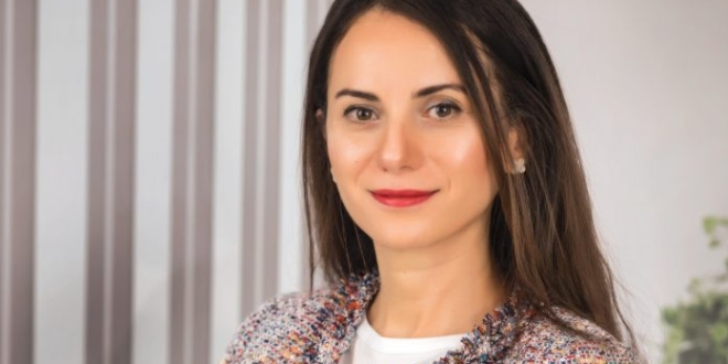 hajar afifi 696x922 1 e1756811740180