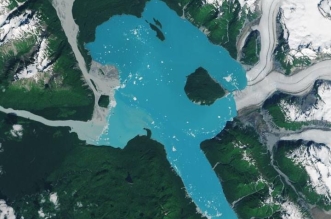 ذوبان الثلوج الجليد