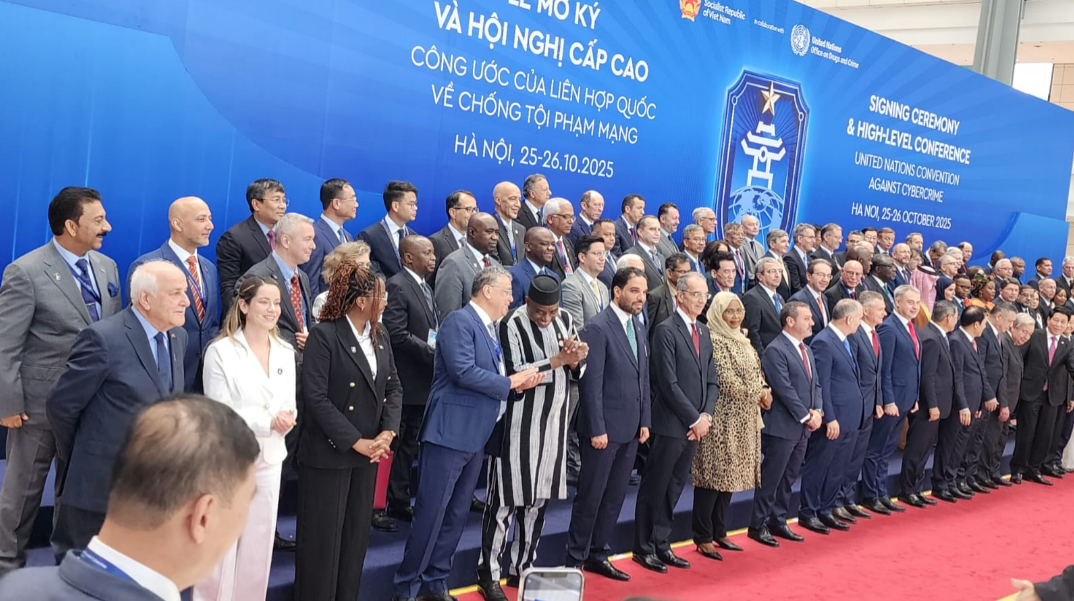 فيتنام: وهبي يوقع على المعاهدة الدولية للأمم المتحدة لمكافحة الجرائم الإلكترونية