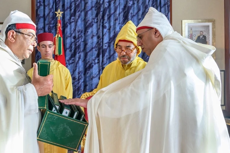 جلالة الملك محمد السادس يستقبل الطالبي العلمي ومحمد ولد الرشيد 3 eee 1