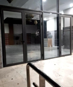 بالصور.. القنيطرة تشهد أعمال شغب وتخريب على يد شبان محسوبين على "جيل Z" 5 القنيطرة يي