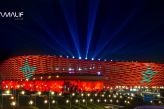 لام ألف إضاءة الملعب