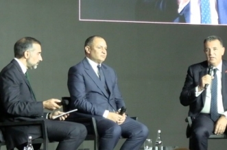 Capture décran 2025 11 03 à 21.12.02 696x306 1