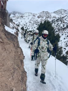 بالصور: رماة الأطلس في مهمة صعبة للبحث عن مفقودين بانهيار ثلجي في توبقال 2 Capture decran 2026 01 21 193257