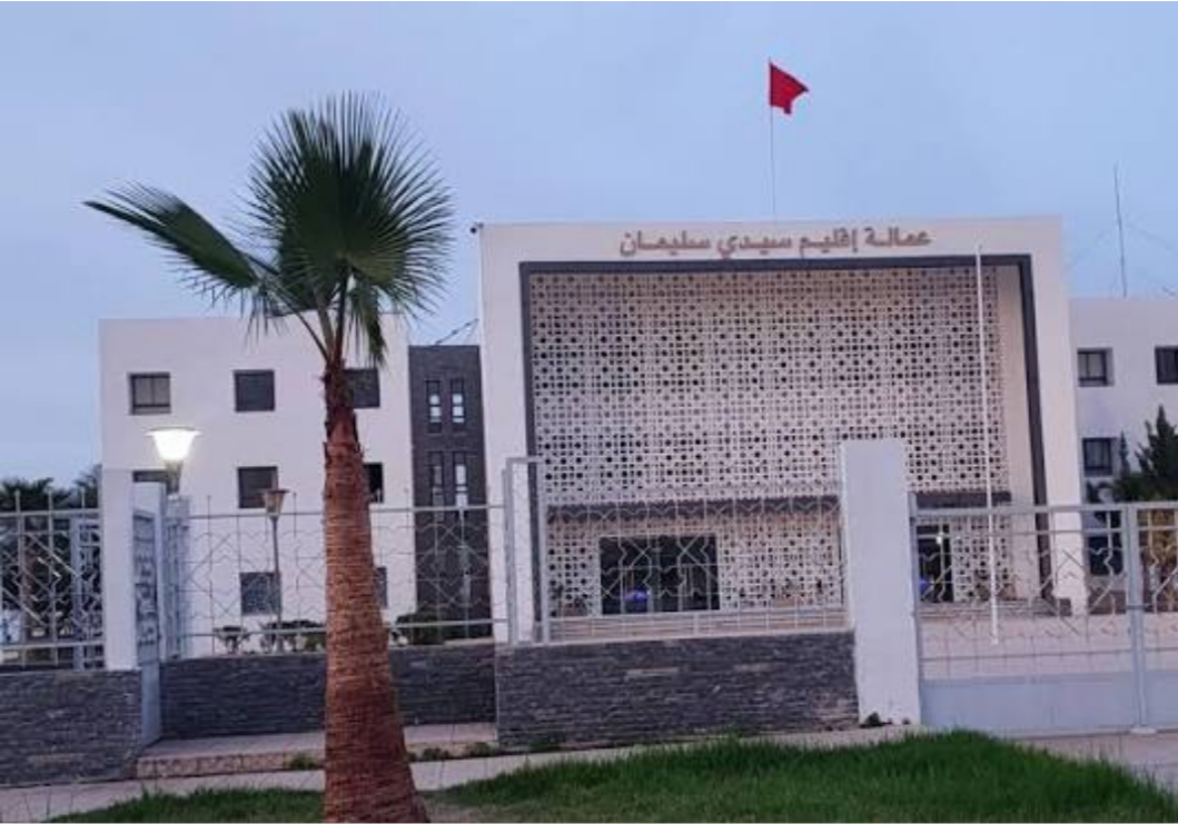 عمالة سيدي سليمان تطلق عملية العودة التدريجية لسكان الدواوير المتضررة من الفيضانات ابتداءً من الأحد 7 عمالة سيدي سليمان تطلق عملية العودة التدريجية لسكان الدواوير المتضررة من الفيضانات ابتداءً من الأحد