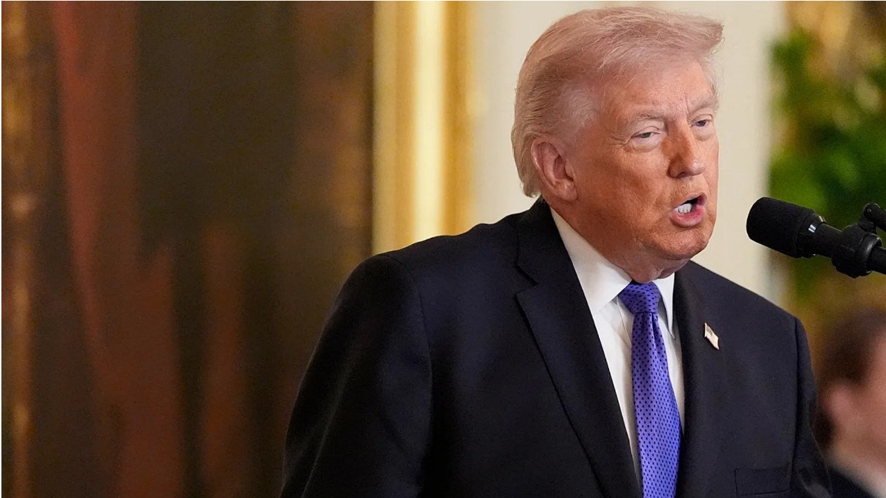 ترامب لإيران: فات الأوان للتفاوض بعد تدمير دفاعاتكم الجوية وقائدكم 1 ترامب لإيران: فات الأوان للتفاوض بعد تدمير دفاعاتكم الجوية وقائدكم