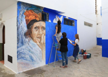 اختتام الدورة الربيعية لموسم أصيلة الثقافي الدولي في أجواء فنية وتبادل إبداعي 5 اختتام الدورة الربيعية لموسم أصيلة الثقافي الدولي في أجواء فنية وتبادل إبداعي