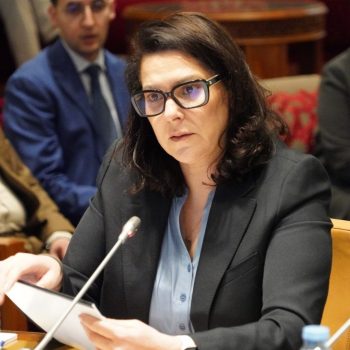 الرئيسية 32 69de4242216ed 1536x1023 1