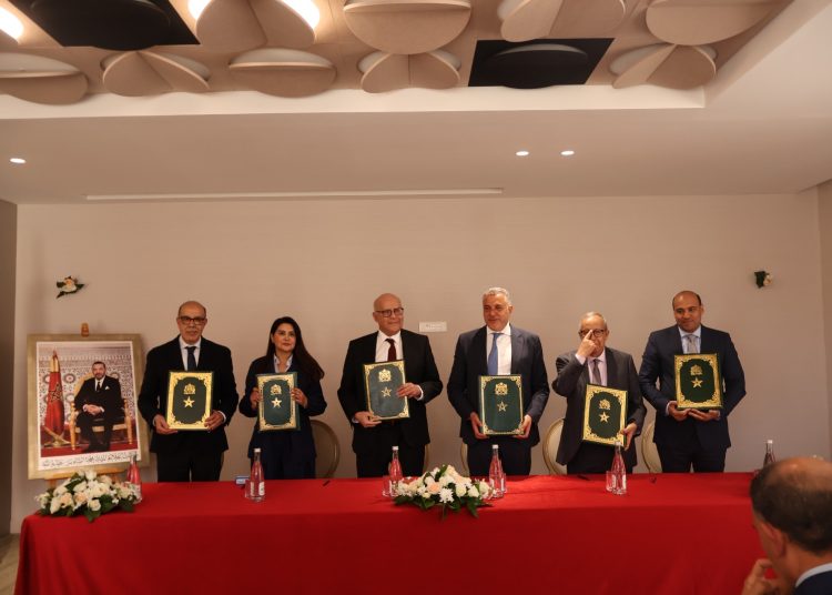 قطاع السياحة يوقع شراكة مع اللجنة الوطنية لمراقبة حماية المعطيات ذات الطابع الشخصي للانضمام إلى برنامج “DATA-TIKA” لتعزيز حماية البيانات 2 قطاع السياحة يوقع شراكة مع اللجنة الوطنية لمراقبة حماية المعطيات ذات الطابع الشخصي للانضمام إلى برنامج “DATA-TIKA” لتعزيز حماية البيانات